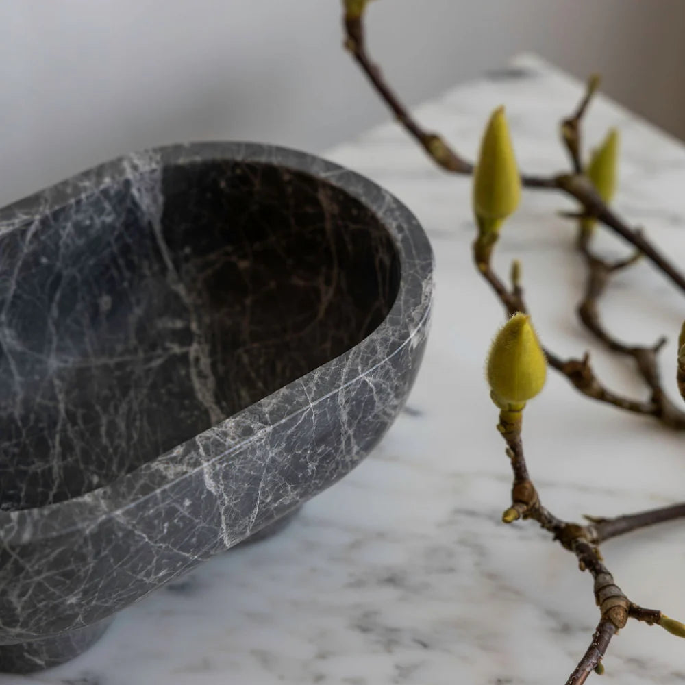 The Muse Footed Oval Tray – Tundra Grey Marble