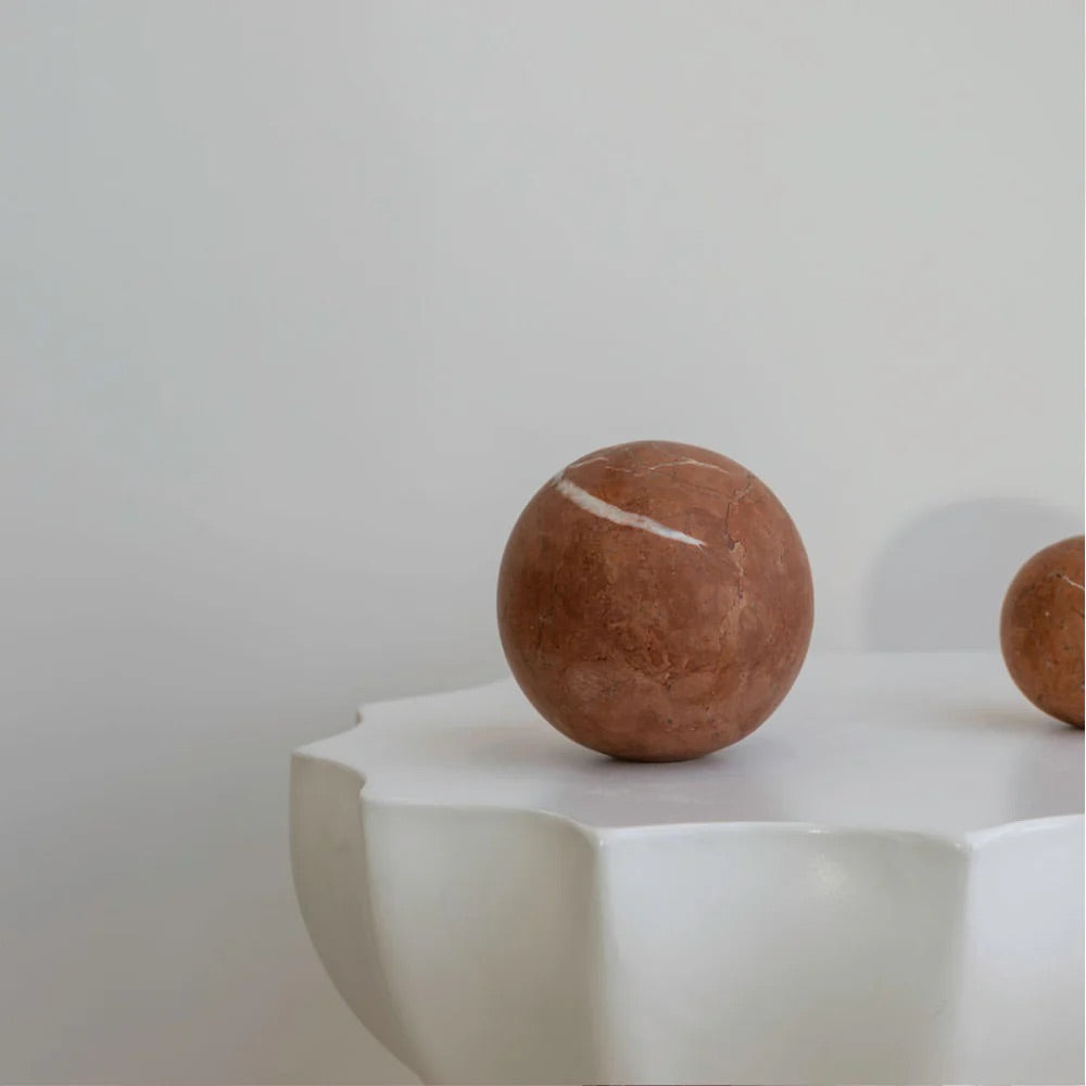 Orbit Table Sculpture – Rosso Alicante